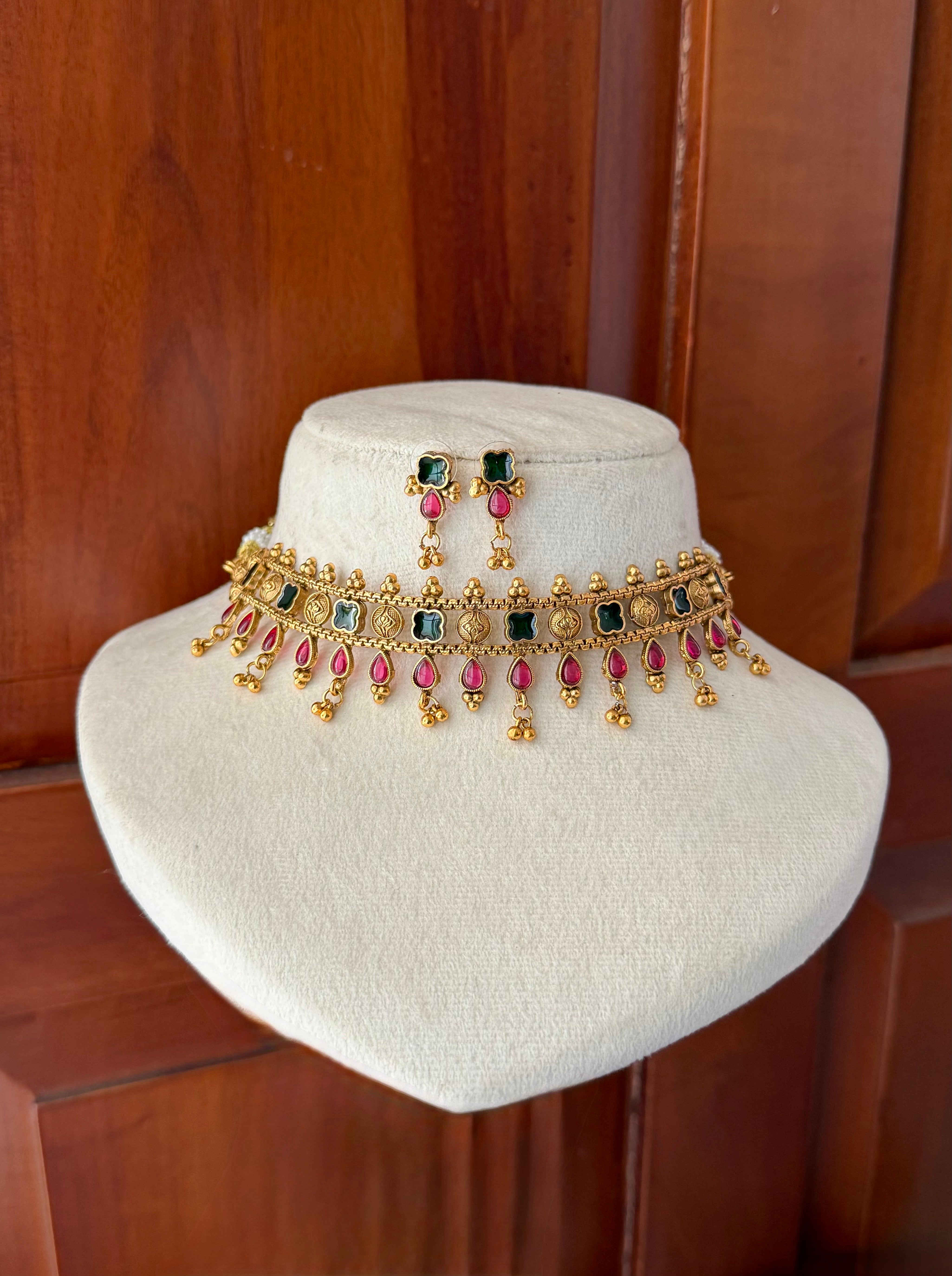 Navya Drop Chocker