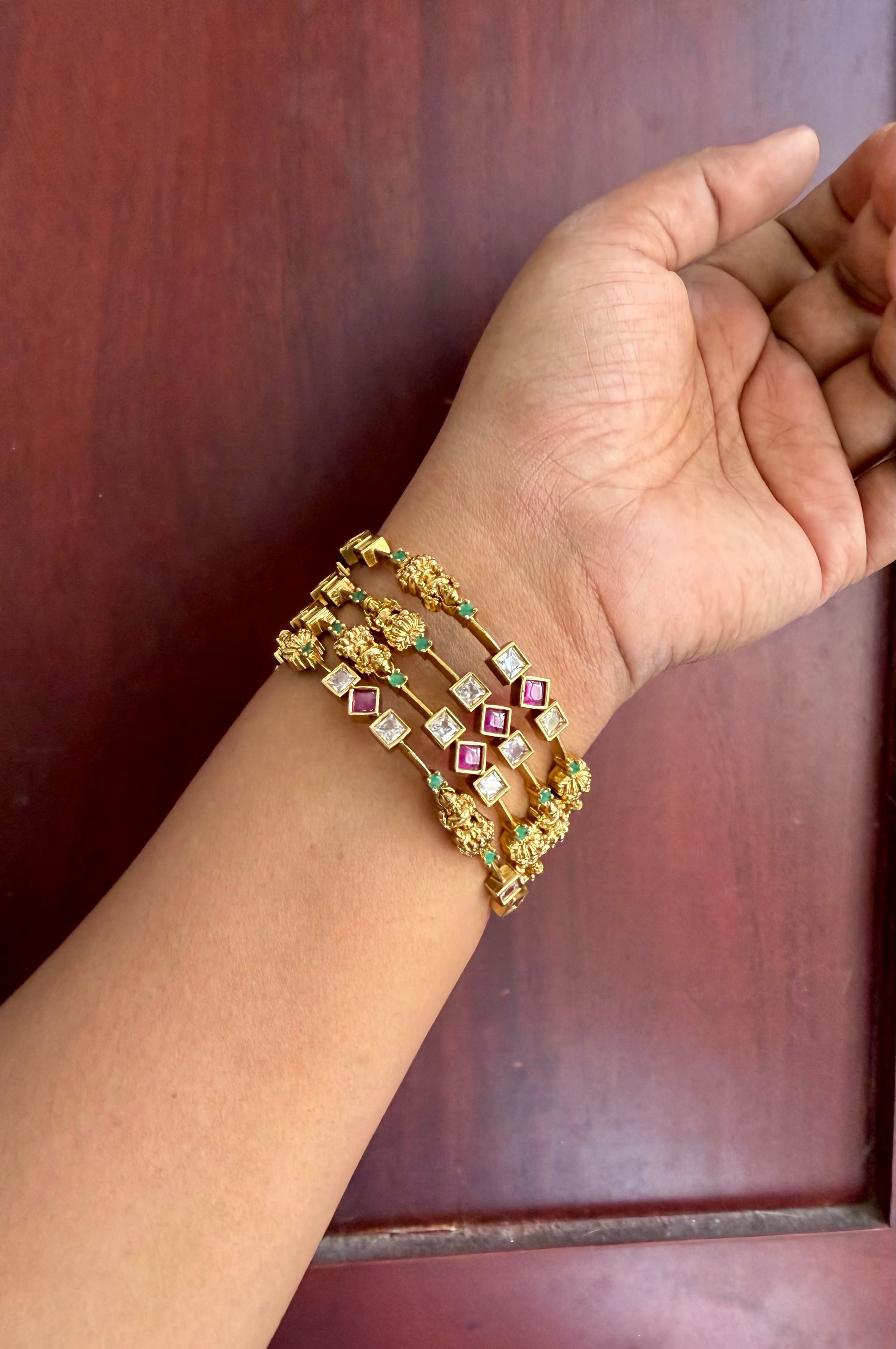 Dakshina Bangle Set(4pcs)
