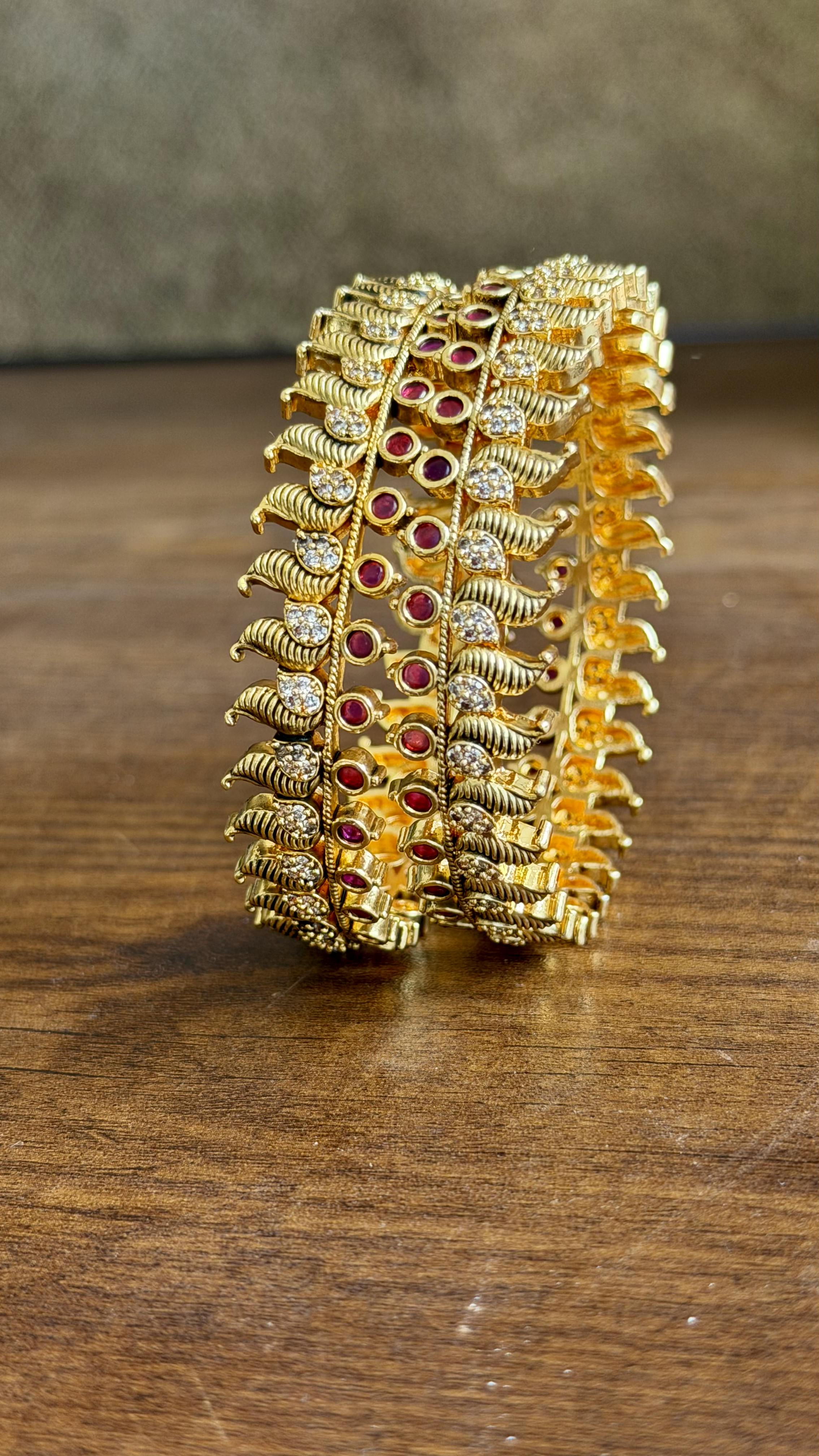 Savithri Bangle Set(2pcs)